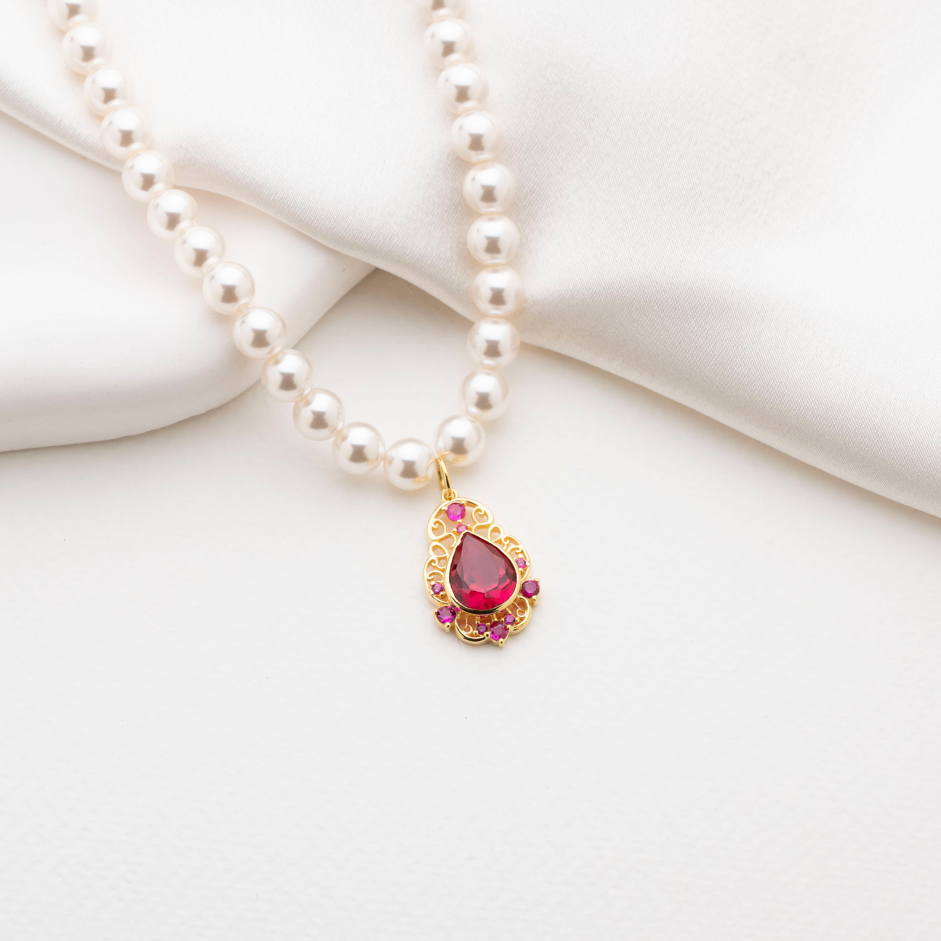 925 Sterling Silver Crystal Pearl Necklace with Zirconia Pendant
