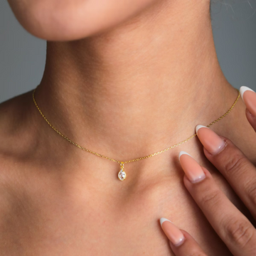 Small Cyristal Diamond Necklace