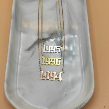 Benutzerdefinierte Jahreszahl Halskette
