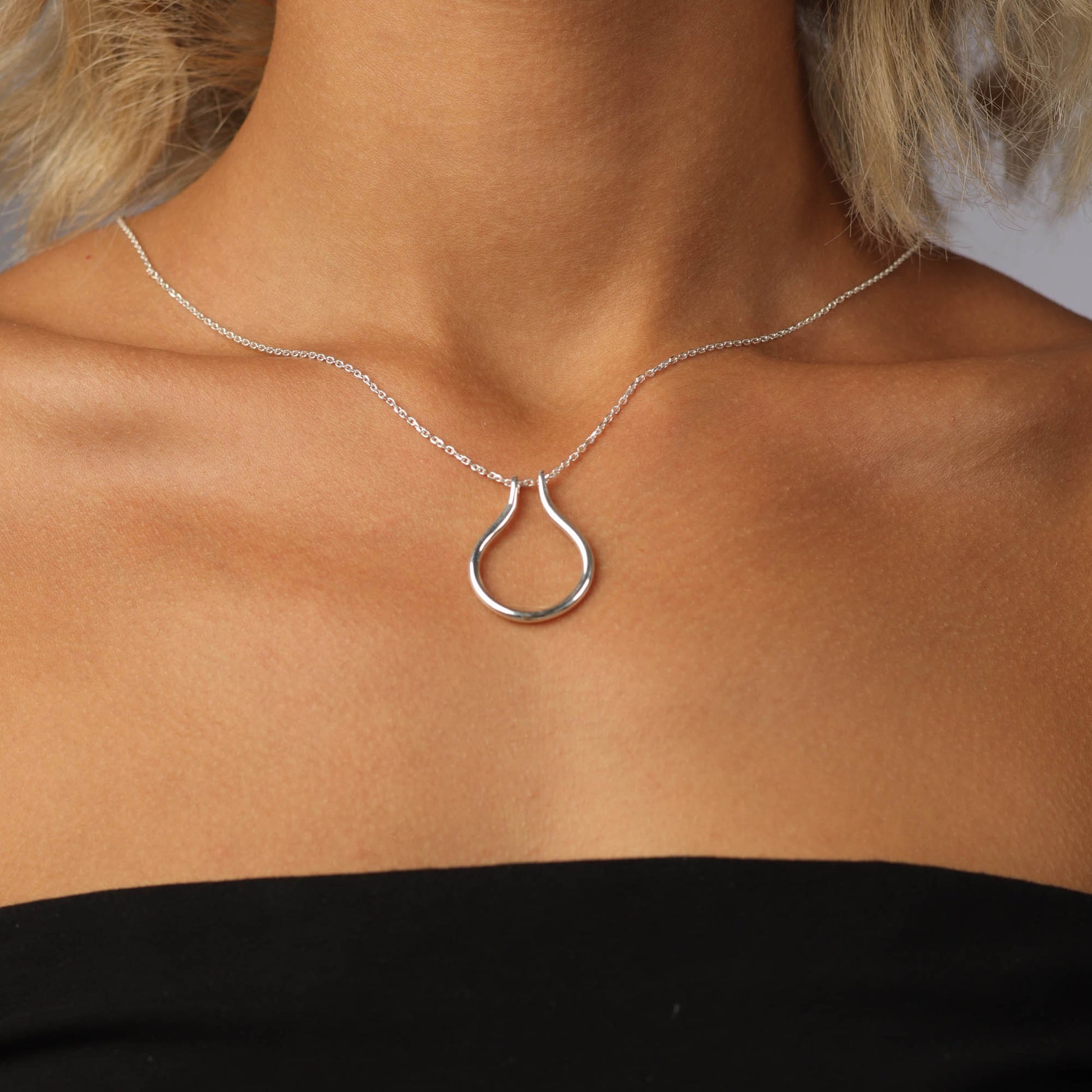 14k White Gold Ring Holder Necklace - Main Image