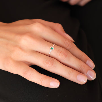 Emerald Diamond Ring Emerald Dainty Engagement Ring Tiny Hexagon Diamond Emerald Ring Love Proposal Emerald Cut Dainty Gift Mommy Gift